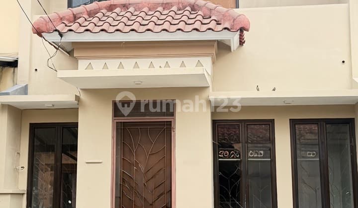 Rumah Modern di Taman Ubud Indah