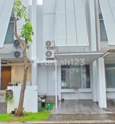 Dijual/Disewa Rumah Tinggal Tabebuya BSD, bisa KPR