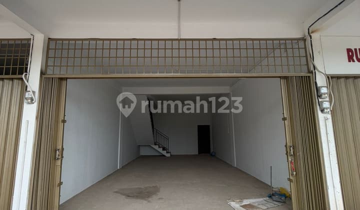 Ruko 2 Lantai Ring 3 , Hadap Sebrang Jalan