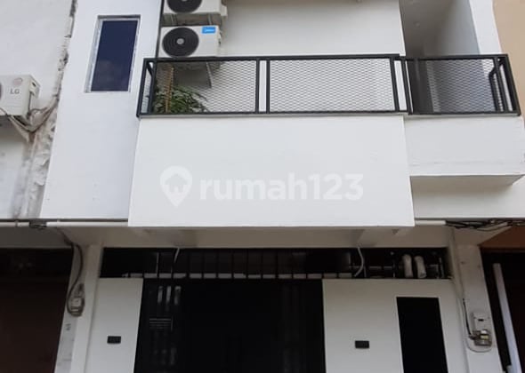 Ruko Kost Full Furnished