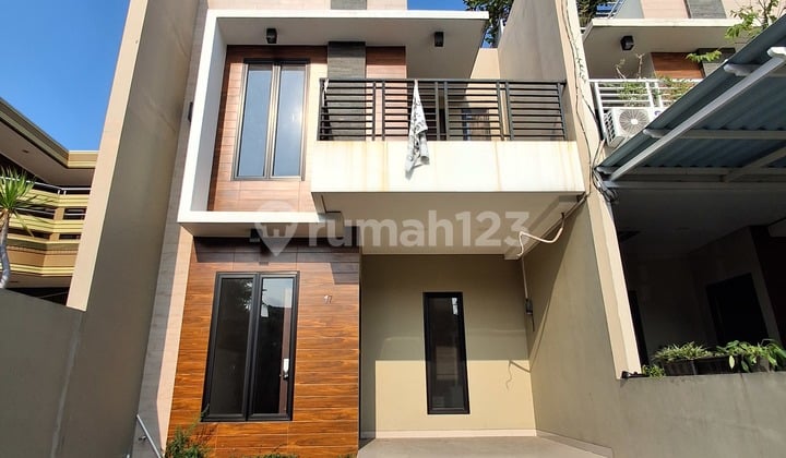 Rumah Baru 2 Lantai Persada Sayang - Siap Huni!