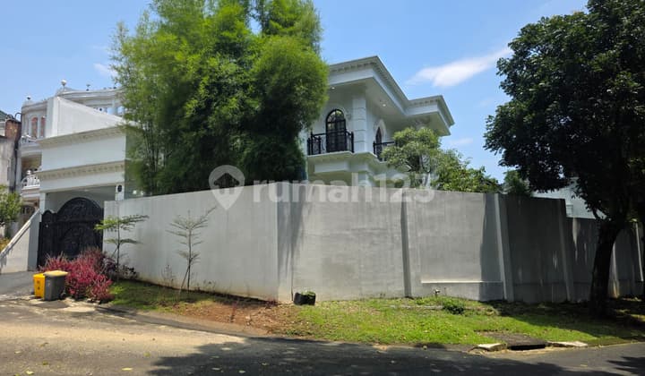 For Sale Luxury Hook House Ready to Occupy in Sentul City Golf Hill Bogor
