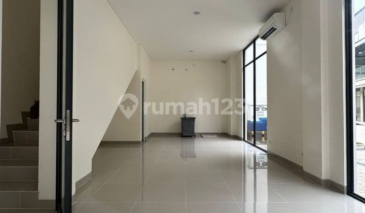 For Rent New Shop House Hook Verona Junction