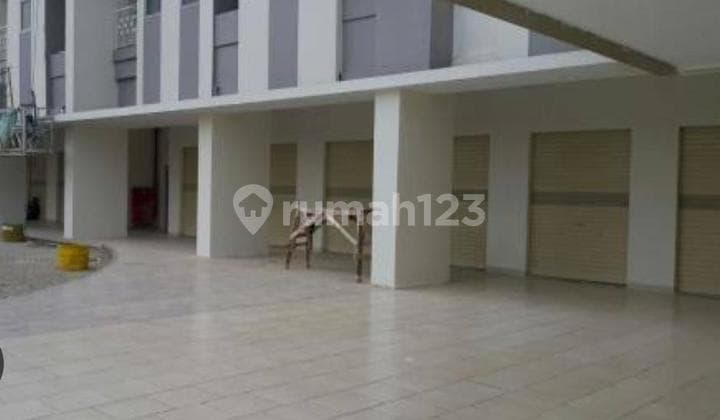 Ruko di Apartement Sumarecon Bekasi