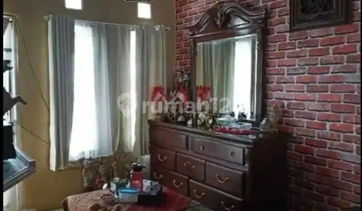 Rumah Seniman Komplek Unisba Cicaheum Atas Padasuka