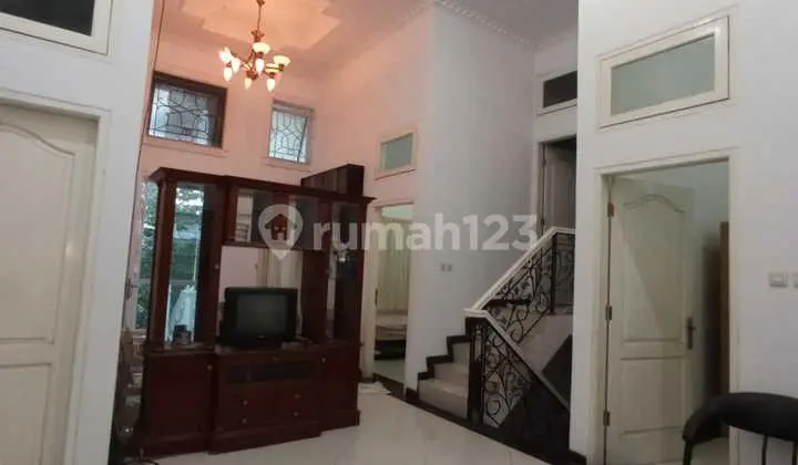 *For Sale: House in Taman Kopo Indah 3*