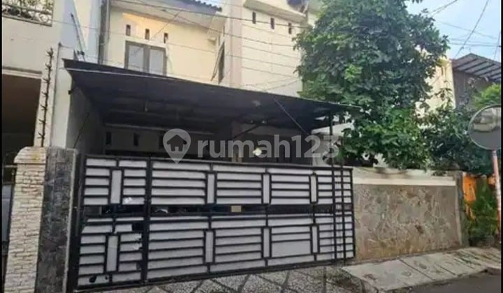 Dijual Rumah Kost Rawamangun - 15 Kamar