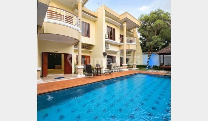 Villa Private Pool Area Maguwoharjo - Lokasi Emas Jogja Utara