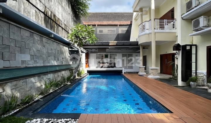 Harga Turun! 2 Villa Private Pool Jadi 2,8 M