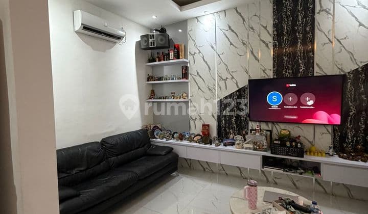 Rumah Bagus 3 Lantai di Sunter