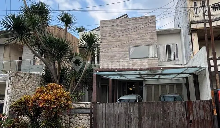 *Rumah Lux Dalam Komplek Sauyunan,Bojongloa Kidul*