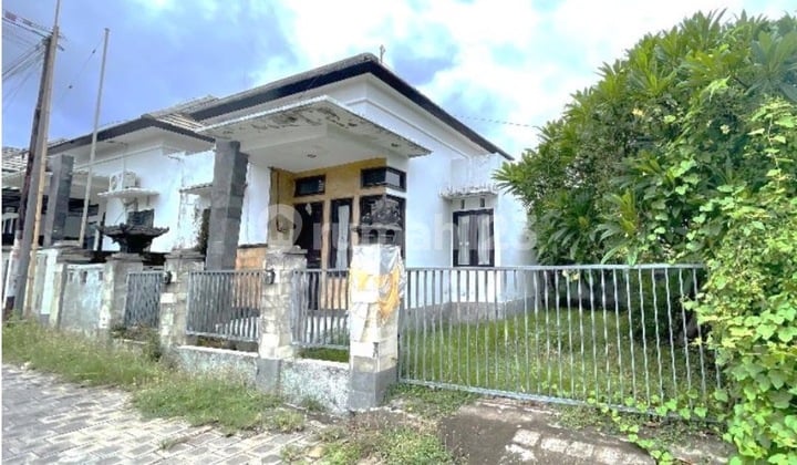 Rumah Tinggal Area Strategis Panji, Sukasada