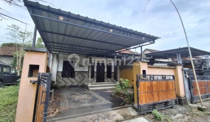 House in a Residential Area in Padangkerta, Karangasem