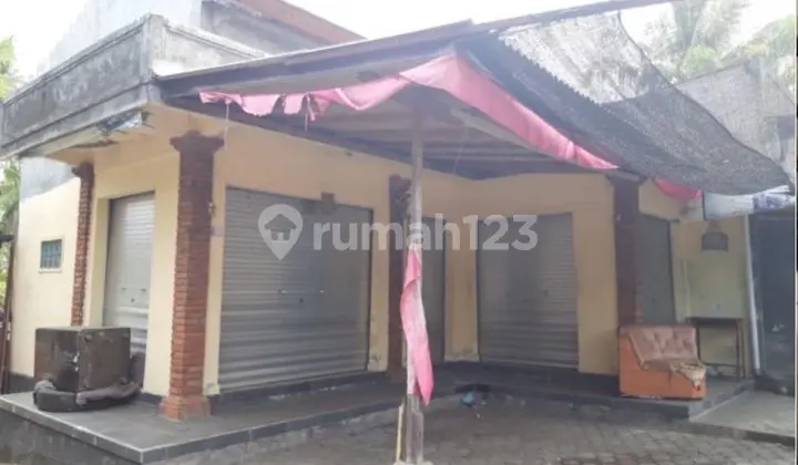 Ruko di Jalan Utama Singaraja - Bedugul