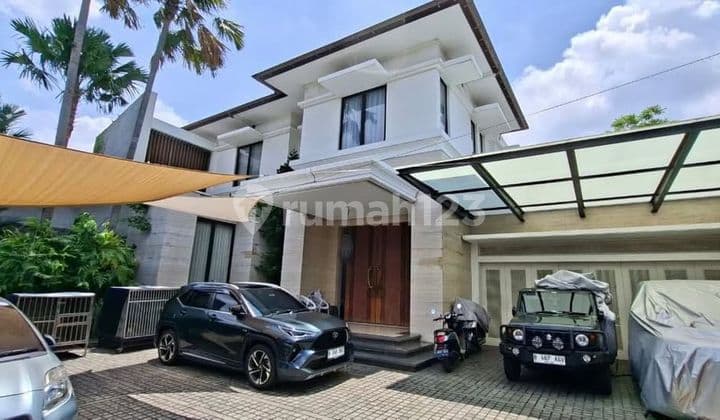 Rumah Mewah 2 Lantai Private Pool Siap Huni di Cipete Jaksel