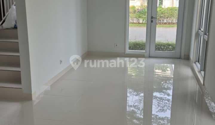 Rumah Hook 2 Lantai Hadap Utara Unfurnished di Gading Serpong