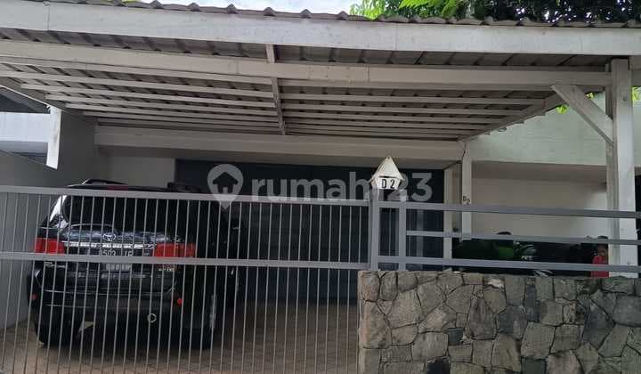 Rumah 2 Lantai Legalitas SHM Hadap Tenggara Siap Huni di BSD