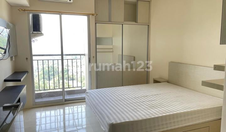 Apartemen Semi Furnished Dijual Cepat bisa Nego di Serpong