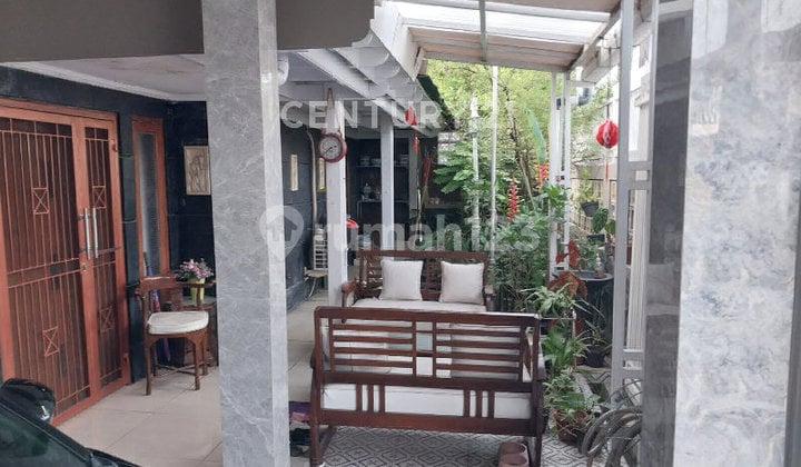 Rumah Turangga, LT 245 M², 4+1 KT, bisa Langsung Huni/Upgade