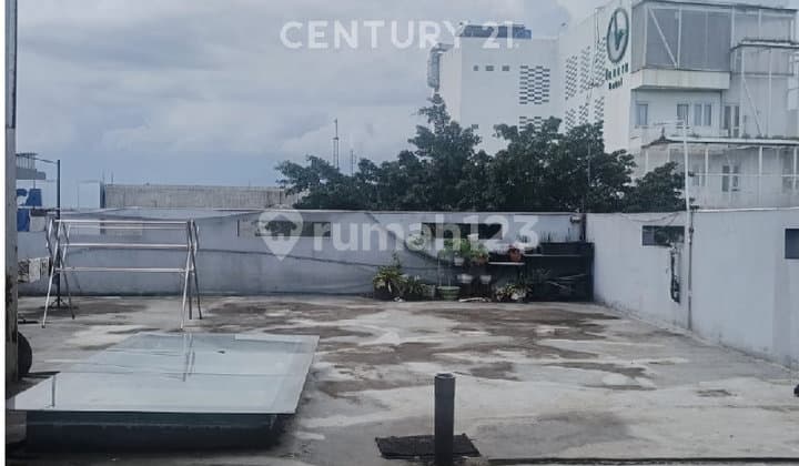 Residence + Business Space on Kopo Bawah Main Road, Near Pasko Bdg