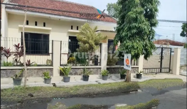 Residence for Sale in Karanglo Indah, Malang City