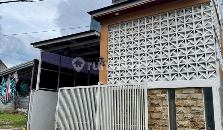 Dijual Rumah 2 Lantai Terawat di Saptorenggo, Pakis Kab. Malang