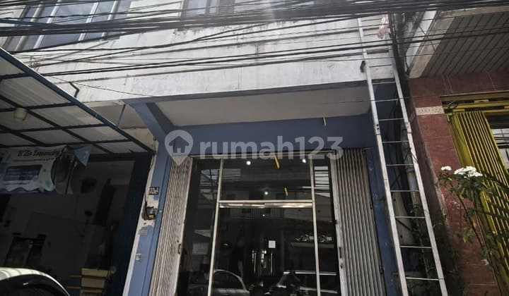 For sale: Shop house on Jalan Gajayana, Ketawangede, Lowokwaru, Malang