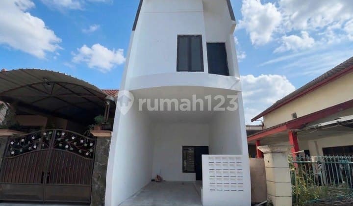 Dijual Rumah Baru Modern Minimalis di Jalan Bunga-Bunga, Lowokwaru, Malang