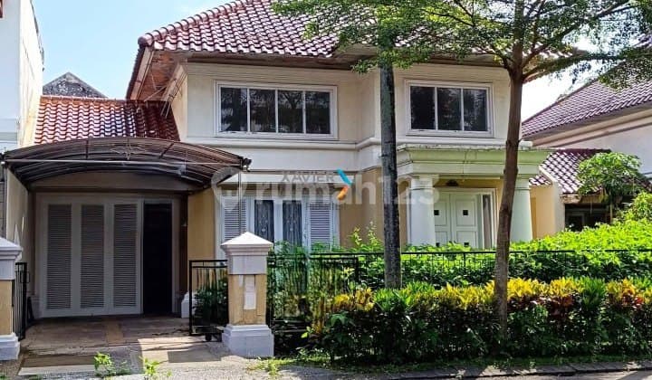 Dijual Rumah Lokasi Strategis di Boulevard Perumahan Riverside, Blimbing Malang