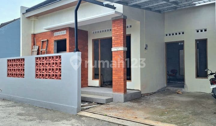 Dijual Cepat Rumah Siap Huni Dekat Rumah Sakit Prambanan Kamar Tidur 3.Jk4004