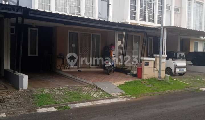 Rumah Dua Lantai Kekinian di Citra Grand Alternatif Cibubur