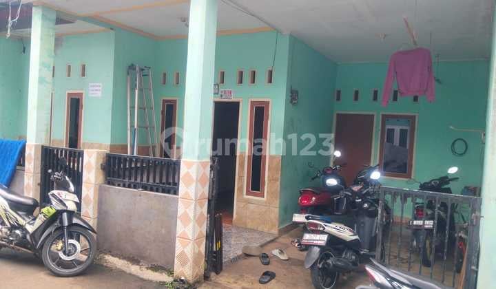 For Sale Secondary Access House