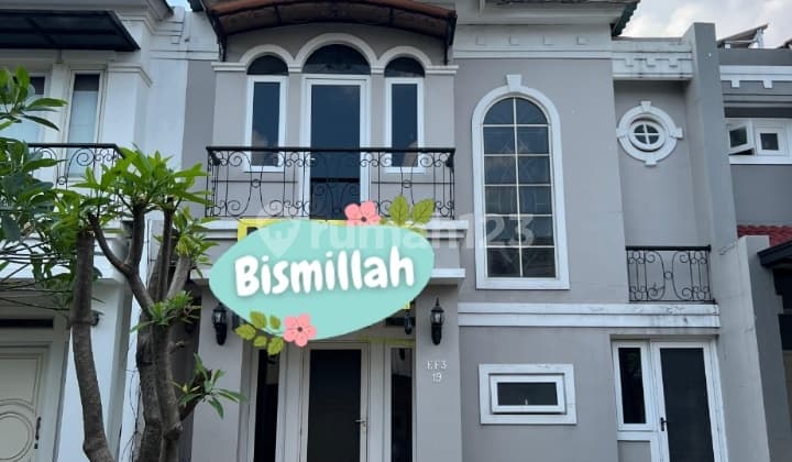 Rumah Dua Lantai Dalam Cluster di Rafles Hills