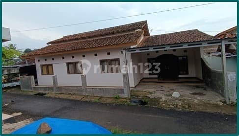 Rumah Dekat Pasar Karanglewas dan Universitas Wijayakusuma Purwokerto
