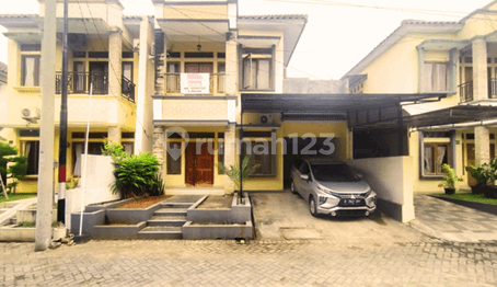 Rumah Berada di Perumahan Ditengah Kota