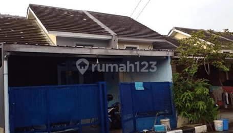 Rumah Berada di Perumahan Ditengah Kota