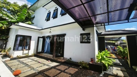 Residential House and Boarding House in Mataram City Near School Access