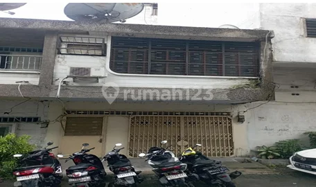 Rumah di Tengah Kota Medan Dekat dengan Lonsum dan Lapangan Merdeka