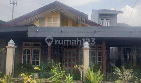 Rumah Berada di Pusat Kota Rumah Berada di Pusat Kota
