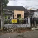 Ready-to-Occupy House in the City Center with a Strategic Location Ready-to-Occupy House in the City Center with a Strategic Location