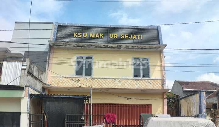 Shop-house in Malang