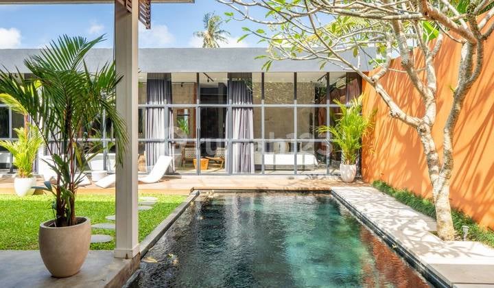 Modern Loft-Style Villa For Sale With Turnkey Rental Setup