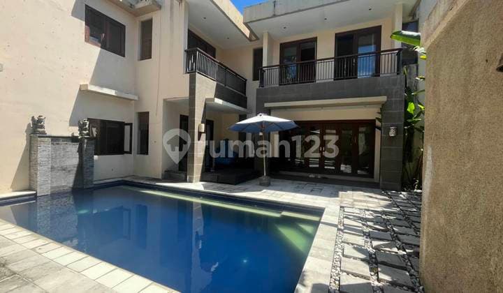3 Bedroom Villa Just a 2-Minute Walk to Made's Warung