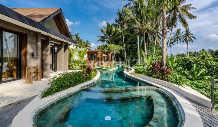 Spacious 5‑Bedroom Villa For Sale In Ubud