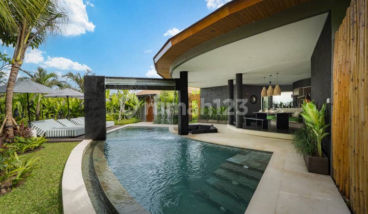3-Bedroom Villa in Singakerta, Ubud with Jungle Views