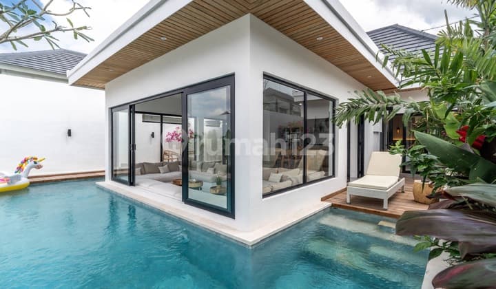 Stunning Villa In Padonan, Canggu For Sale Leasehold