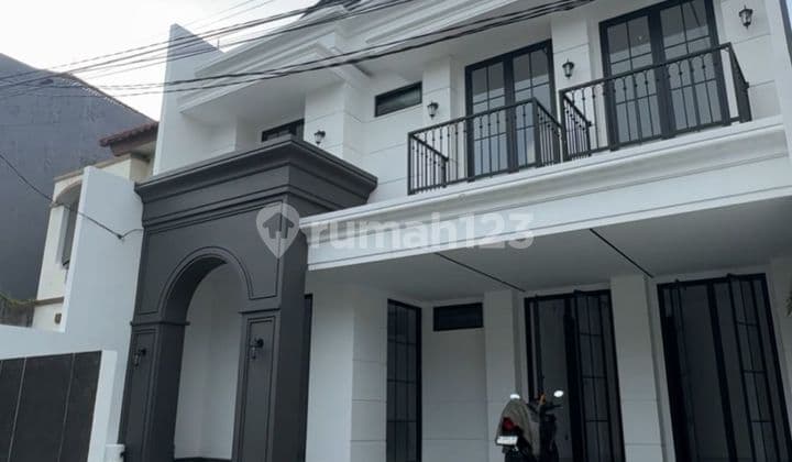 Dijual Rumah Baru Dharmahusada 2 Lantai Model American Modern Listrik 5500W