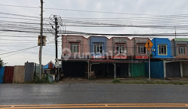 For Rent Strategic Shop House by the Main Road - Suitable for Business