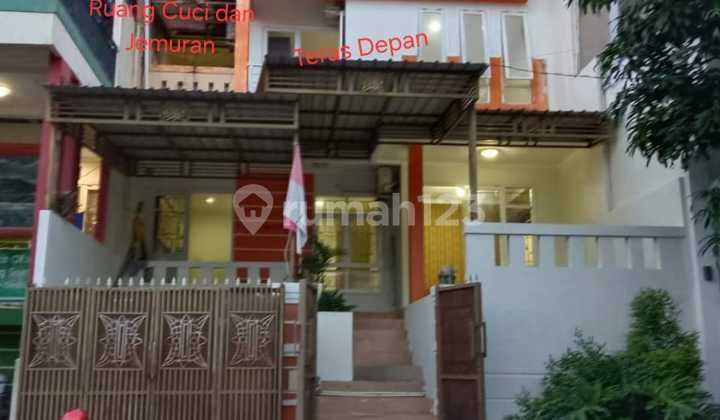 Dijual Rumah 3 Kamar Tidur, 2 Kamar Mandi, Garasi & Carport