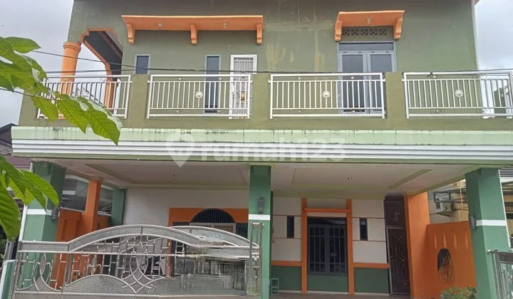 "Ideal Home for an Extended Family: 5 Bedrooms & 3 Bathrooms in a Super Strategic Location!" "Ideal Home for an Extended Family: 5 Bedrooms & 3 Bathrooms in a Super Strategic Location!"
